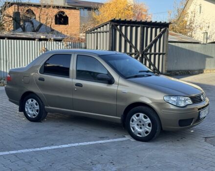 Бежевый Фиат Альбеа, объемом двигателя 1.4 л и пробегом 206 тыс. км за 3200 $, фото 2 на Automoto.ua