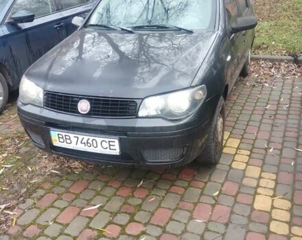 Черный Фиат Альбеа, объемом двигателя 1.37 л и пробегом 171 тыс. км за 4000 $, фото 1 на Automoto.ua
