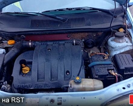 Фиат Альбеа, объемом двигателя 1.2 л и пробегом 162 тыс. км за 1800 $, фото 1 на Automoto.ua