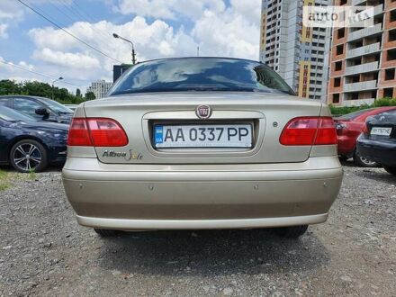 Фиат Альбеа 2010 в Киеве на Automoto.ua Фиат Альбеа, объемом двигателя 1.4 л и пробегом 160 тыс. км за 4500 $, фото 1 на Automoto.ua
