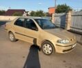 Желтый Фиат Альбеа, объемом двигателя 1.2 л и пробегом 187 тыс. км за 3100 $, фото 1 на Automoto.ua
