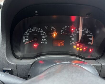 Серый Фиат Альбеа, объемом двигателя 1.4 л и пробегом 160 тыс. км за 2850 $, фото 12 на Automoto.ua