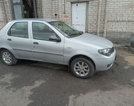 Сірий Фіат Альбеа, об'ємом двигуна 1.4 л та пробігом 77 тис. км за 4200 $, фото 1 на Automoto.ua