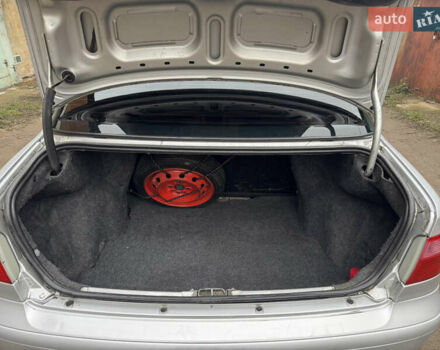 Серый Фиат Альбеа, объемом двигателя 1.4 л и пробегом 160 тыс. км за 2850 $, фото 10 на Automoto.ua