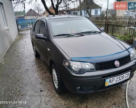Серый Фиат Альбеа, объемом двигателя 1.4 л и пробегом 149 тыс. км за 4300 $, фото 3 на Automoto.ua