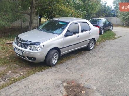 Серый Фиат Альбеа, объемом двигателя 1.37 л и пробегом 172 тыс. км за 3700 $, фото 1 на Automoto.ua