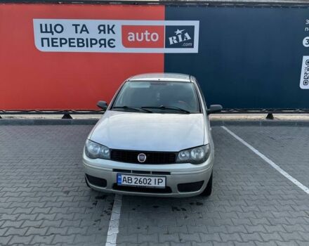 Серый Фиат Альбеа, объемом двигателя 1.4 л и пробегом 361 тыс. км за 3000 $, фото 1 на Automoto.ua