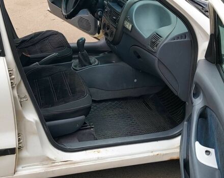 Белый Фиат Брава, объемом двигателя 1.6 л и пробегом 367 тыс. км за 1700 $, фото 9 на Automoto.ua