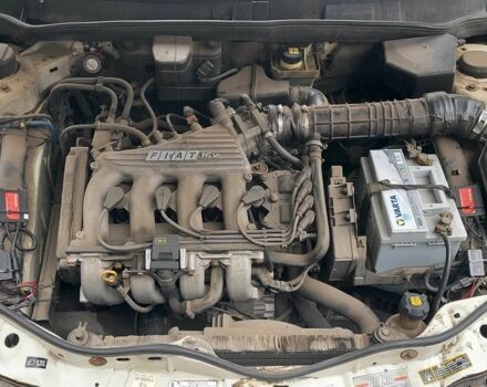 Белый Фиат Брава, объемом двигателя 1.6 л и пробегом 367 тыс. км за 1700 $, фото 14 на Automoto.ua