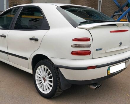 Белый Фиат Брава, объемом двигателя 1.6 л и пробегом 367 тыс. км за 1700 $, фото 3 на Automoto.ua