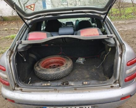 Сірий Фіат Брава, об'ємом двигуна 1.6 л та пробігом 305 тис. км за 899 $, фото 5 на Automoto.ua