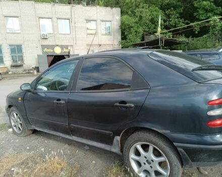 Синий Фиат Брава, объемом двигателя 1.6 л и пробегом 330 тыс. км за 594 $, фото 7 на Automoto.ua