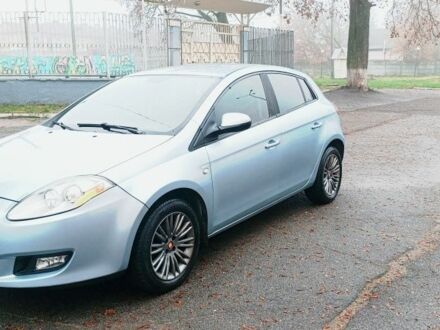 Синий Фиат Брава, объемом двигателя 1.4 л и пробегом 173 тыс. км за 3550 $, фото 1 на Automoto.ua