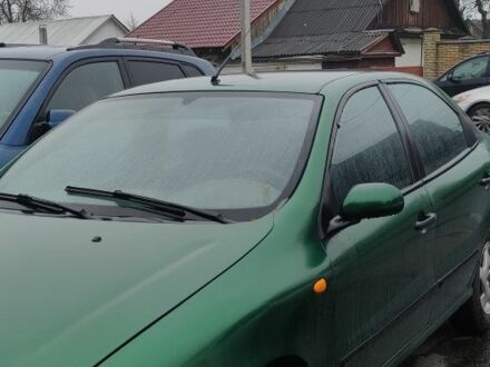 Зеленый Фиат Брава, объемом двигателя 1.4 л и пробегом 278 тыс. км за 1144 $, фото 1 на Automoto.ua