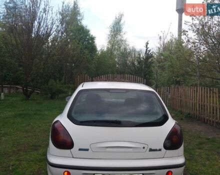 Білий Фіат Браво, об'ємом двигуна 1.2 л та пробігом 200 тис. км за 3500 $, фото 1 на Automoto.ua