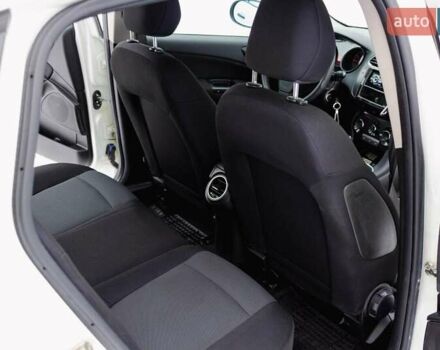 Білий Фіат Браво, об'ємом двигуна 1.37 л та пробігом 196 тис. км за 4550 $, фото 9 на Automoto.ua