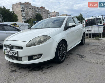 Белый Фиат Браво, объемом двигателя 1.4 л и пробегом 192 тыс. км за 6199 $, фото 6 на Automoto.ua