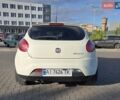 Белый Фиат Браво, объемом двигателя 1.37 л и пробегом 140 тыс. км за 5400 $, фото 5 на Automoto.ua
