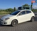 Белый Фиат Браво, объемом двигателя 1.37 л и пробегом 140 тыс. км за 5400 $, фото 2 на Automoto.ua