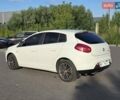 Белый Фиат Браво, объемом двигателя 1.37 л и пробегом 140 тыс. км за 5400 $, фото 1 на Automoto.ua