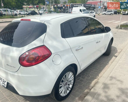 Белый Фиат Браво, объемом двигателя 1.6 л и пробегом 234 тыс. км за 5500 $, фото 3 на Automoto.ua
