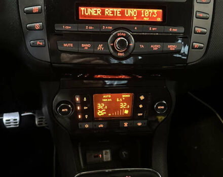 Белый Фиат Браво, объемом двигателя 1.4 л и пробегом 163 тыс. км за 2750 $, фото 18 на Automoto.ua