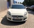 Белый Фиат Браво, объемом двигателя 1.6 л и пробегом 260 тыс. км за 4600 $, фото 1 на Automoto.ua