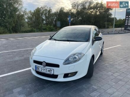 Белый Фиат Браво, объемом двигателя 1.4 л и пробегом 231 тыс. км за 5500 $, фото 1 на Automoto.ua