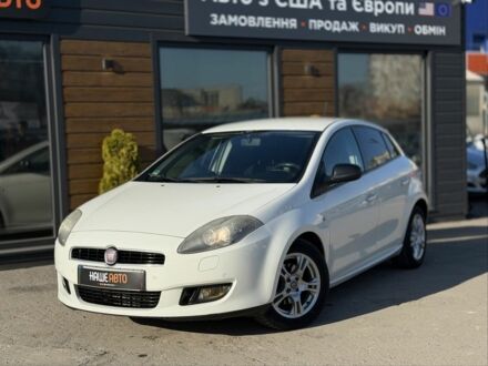 Белый Фиат Браво, объемом двигателя 1.4 л и пробегом 230 тыс. км за 5500 $, фото 1 на Automoto.ua