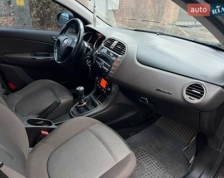 Черный Фиат Браво, объемом двигателя 1.4 л и пробегом 219 тыс. км за 4440 $, фото 16 на Automoto.ua