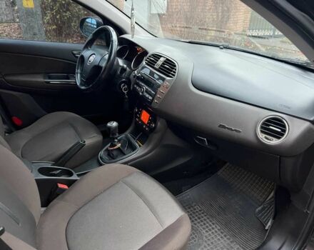 Черный Фиат Браво, объемом двигателя 1.4 л и пробегом 219 тыс. км за 4440 $, фото 16 на Automoto.ua