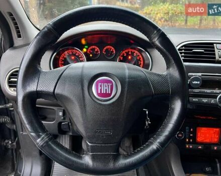 Черный Фиат Браво, объемом двигателя 1.4 л и пробегом 219 тыс. км за 4440 $, фото 10 на Automoto.ua