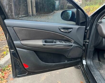 Черный Фиат Браво, объемом двигателя 1.4 л и пробегом 219 тыс. км за 4440 $, фото 8 на Automoto.ua