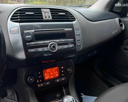 Черный Фиат Браво, объемом двигателя 1.4 л и пробегом 219 тыс. км за 4440 $, фото 11 на Automoto.ua
