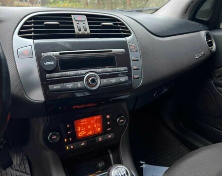 Черный Фиат Браво, объемом двигателя 1.4 л и пробегом 219 тыс. км за 4440 $, фото 11 на Automoto.ua