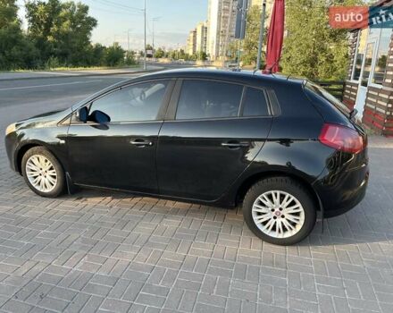 Черный Фиат Браво, объемом двигателя 1.4 л и пробегом 216 тыс. км за 4400 $, фото 1 на Automoto.ua