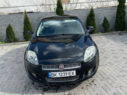 Фиат Браво 2010 в Ровно на Automoto.ua Черный Фиат Браво, объемом двигателя 1.6 л и пробегом 268 тыс. км за 6200 $, фото 1 на Automoto.ua