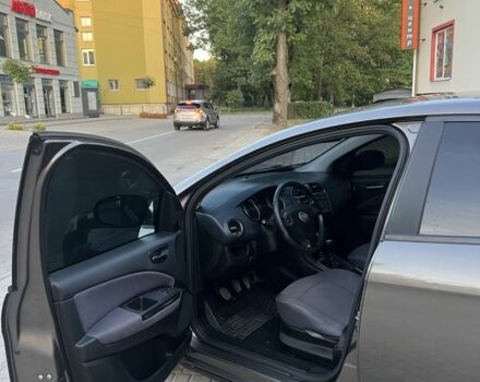 Коричневий Фіат Браво, об'ємом двигуна 1.9 л та пробігом 280 тис. км за 3300 $, фото 4 на Automoto.ua