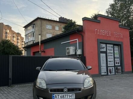 Фиат Браво 2007 в Коломые на Automoto.ua Коричневый Фиат Браво, объемом двигателя 1.9 л и пробегом 280 тыс. км за 3300 $, фото 1 на Automoto.ua
