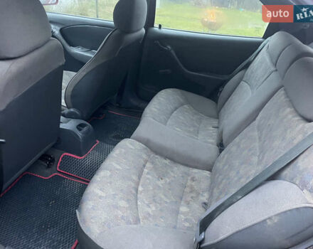 Красный Фиат Браво, объемом двигателя 1.37 л и пробегом 315 тыс. км за 890 $, фото 7 на Automoto.ua