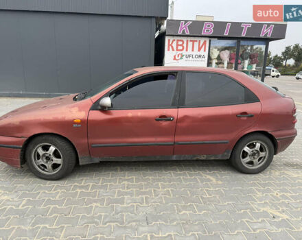 Красный Фиат Браво, объемом двигателя 1.6 л и пробегом 260 тыс. км за 1250 $, фото 3 на Automoto.ua
