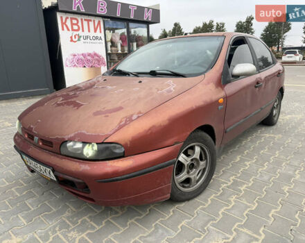 Красный Фиат Браво, объемом двигателя 1.6 л и пробегом 260 тыс. км за 1250 $, фото 1 на Automoto.ua