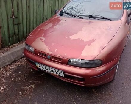 Красный Фиат Браво, объемом двигателя 1.6 л и пробегом 286 тыс. км за 750 $, фото 1 на Automoto.ua