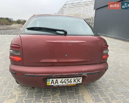 Красный Фиат Браво, объемом двигателя 1.6 л и пробегом 260 тыс. км за 1250 $, фото 4 на Automoto.ua