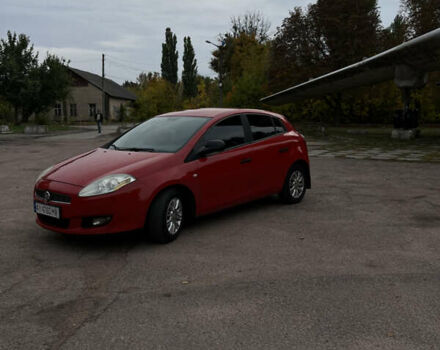 Красный Фиат Браво, объемом двигателя 1.37 л и пробегом 320 тыс. км за 4500 $, фото 3 на Automoto.ua