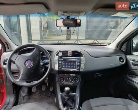 Красный Фиат Браво, объемом двигателя 1.37 л и пробегом 180 тыс. км за 4600 $, фото 5 на Automoto.ua