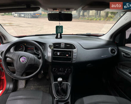 Красный Фиат Браво, объемом двигателя 1.37 л и пробегом 320 тыс. км за 4500 $, фото 8 на Automoto.ua