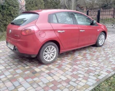 Красный Фиат Браво, объемом двигателя 1.37 л и пробегом 250 тыс. км за 5300 $, фото 5 на Automoto.ua