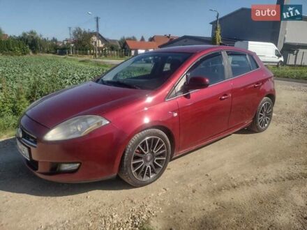 Красный Фиат Браво, объемом двигателя 1.41 л и пробегом 260 тыс. км за 2900 $, фото 1 на Automoto.ua