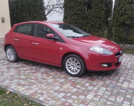 Красный Фиат Браво, объемом двигателя 1.37 л и пробегом 250 тыс. км за 5300 $, фото 1 на Automoto.ua